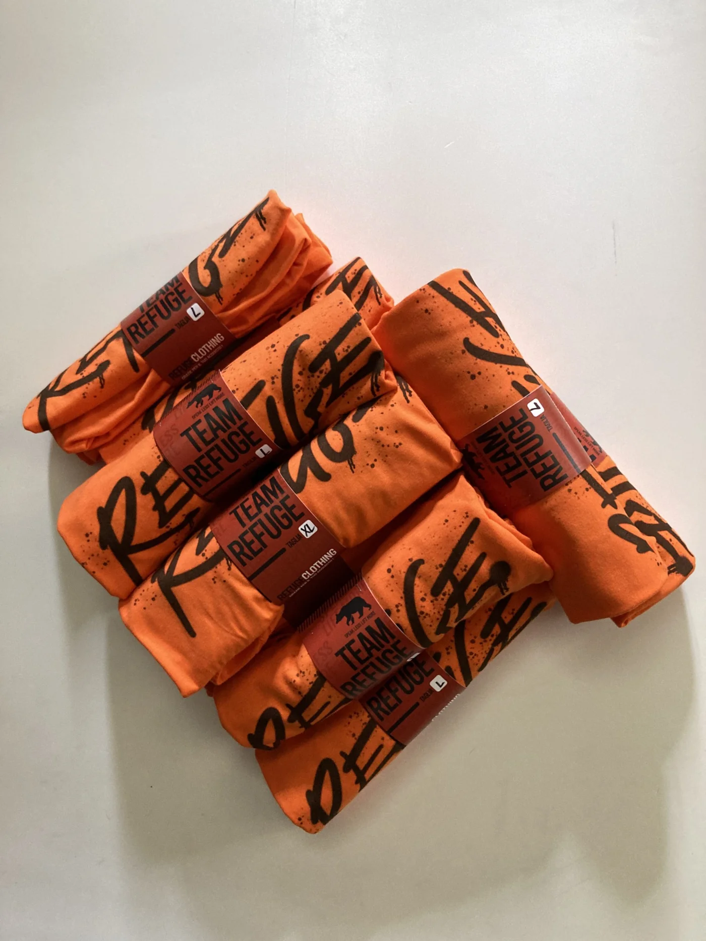 Capo di abbigliamento confezionato per il brand